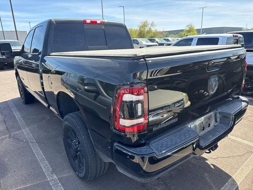 2024 RAM 2500 Laramie Crew Cab 4x4 6'4' Box