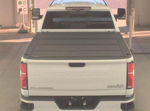 Summit White 2025 Chevrolet Silverado 2500 High Country