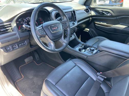 Summit White 2023 GMC Acadia AWD AT4