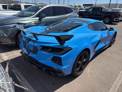 Rapid Blue 2021 Chevrolet Corvette Stingray w/3LT
