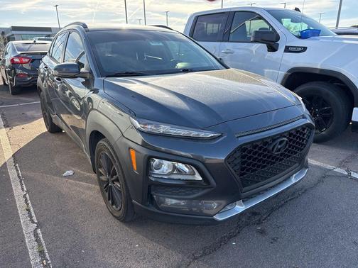 2020 Hyundai KONA SEL Plus