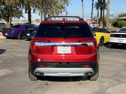 2023 GMC Acadia FWD SLT