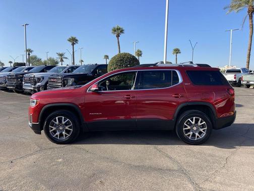 2023 GMC Acadia FWD SLT