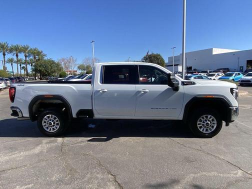 2025 GMC Sierra 2500 SLE