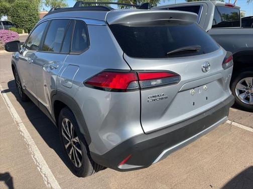 2025 Toyota Corolla Cross XLE