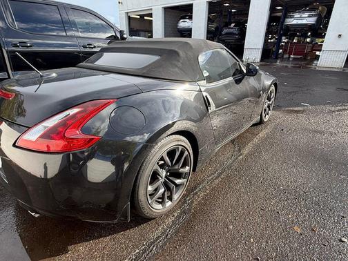 2018 Nissan 370Z Touring