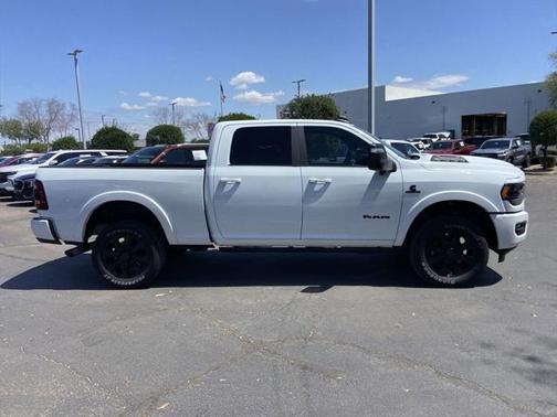 2024 RAM 2500 Limited Crew Cab 4x4 6'4' Box