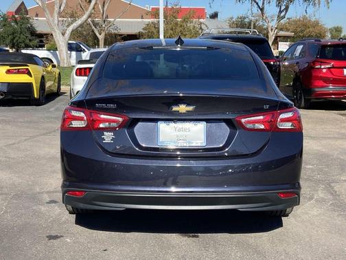 2022 Chevrolet Malibu FWD LT