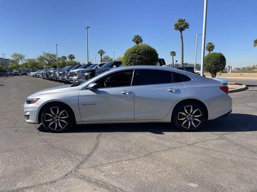 2022 Chevrolet Malibu FWD RS
