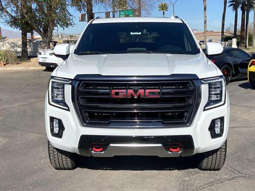 2024 GMC Yukon 4WD AT4