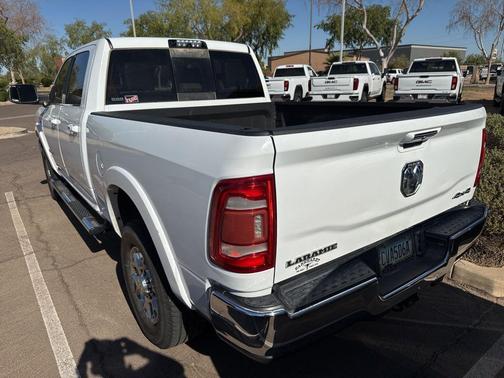 2020 RAM 2500 Laramie Crew Cab 4X4 6'4' Box