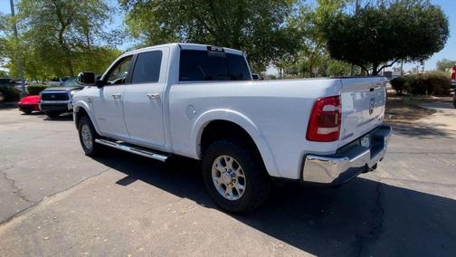 2020 RAM 2500 Laramie Crew Cab 4X4 6'4' Box