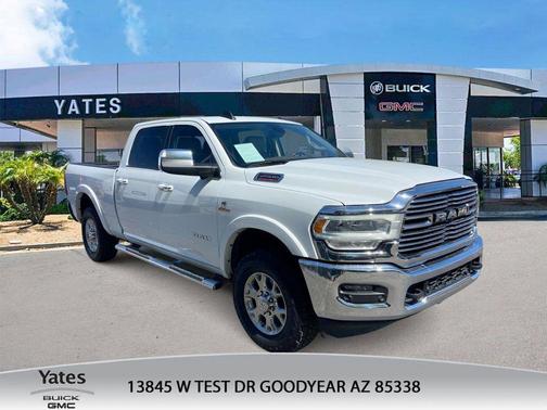2020 RAM 2500 Laramie Crew Cab 4X4 6'4' Box