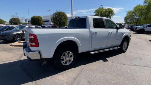 2020 RAM 2500 Laramie Crew Cab 4X4 6'4' Box