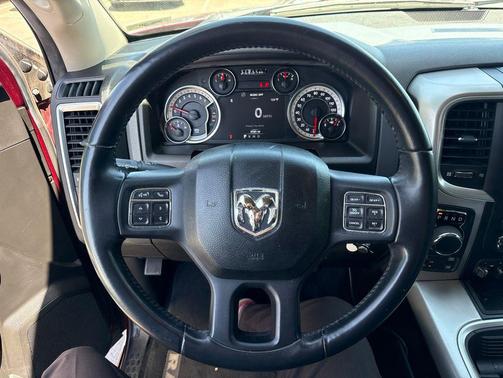 Delmonico Red Pearlcoat 2019 RAM 1500 Big Horn