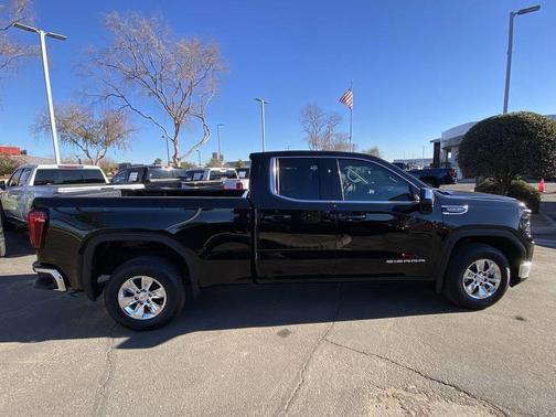 2024 GMC Sierra 1500 SLE