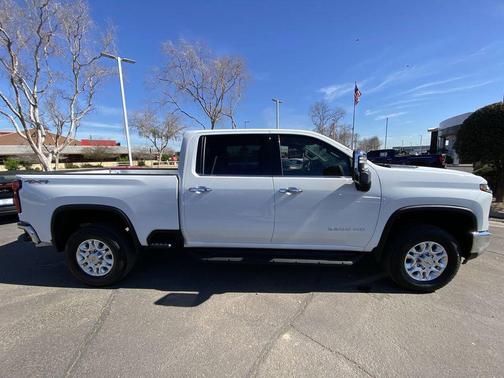 Summit White 2025 Chevrolet Silverado 2500 LTZ