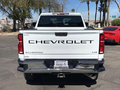 Summit White 2025 Chevrolet Silverado 2500 LTZ