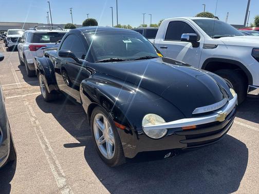 Smokin Asphalt 2003 Chevrolet SSR LS