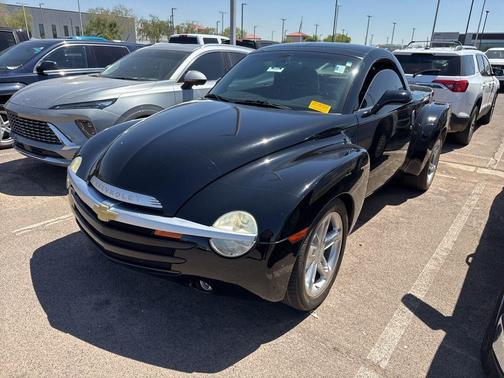 Smokin Asphalt 2003 Chevrolet SSR LS