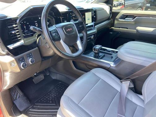 Volcanic Red Tintcoat 2023 GMC Sierra 1500 SLT