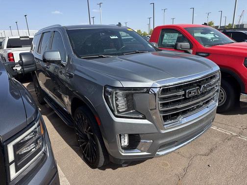 Sterling Metallic 2023 GMC Yukon SLT