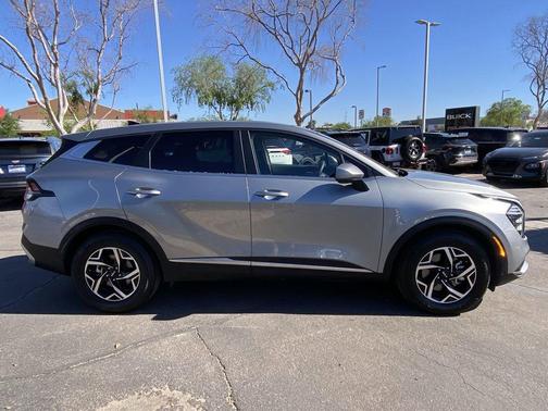 Steel Gray 2025 Kia Sportage LX