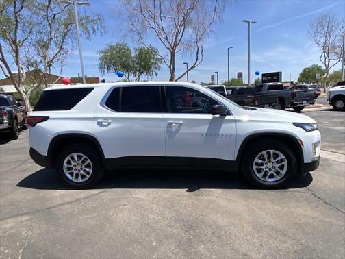 2022 Chevrolet Traverse LS