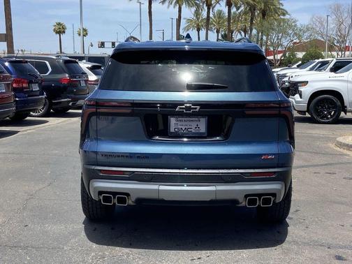 Lakeshore Blue Metallic 2025 Chevrolet Traverse AWD Z71