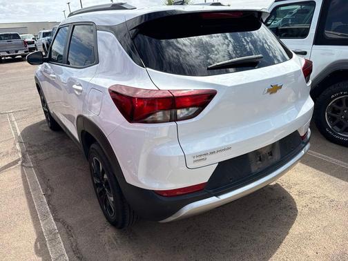 Summit White 2022 Chevrolet Trailblazer LT
