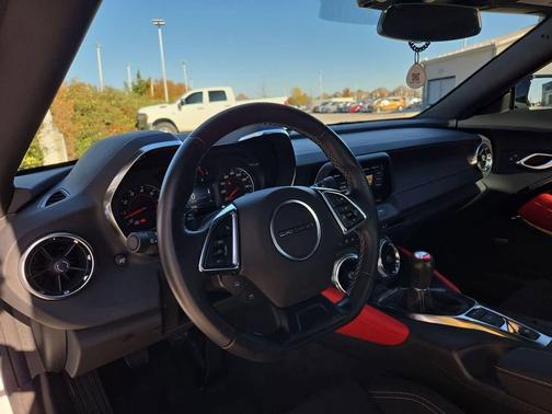 2023 Chevrolet Camaro LT1