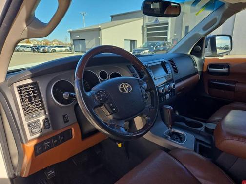 2011 Toyota Sequoia Platinum