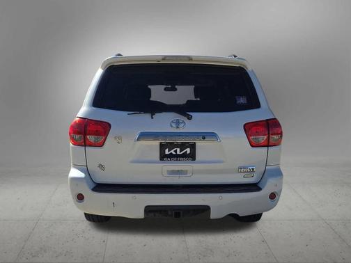 2011 Toyota Sequoia Platinum