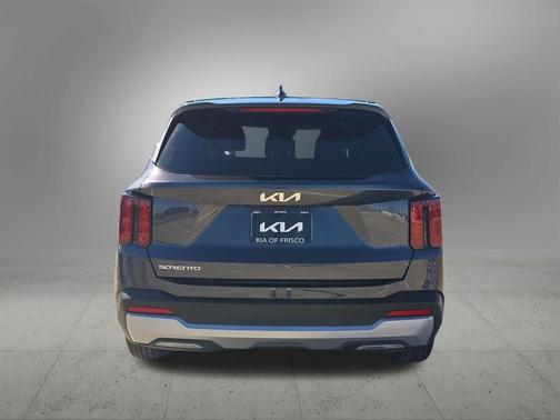 2025 Kia Sorento LX