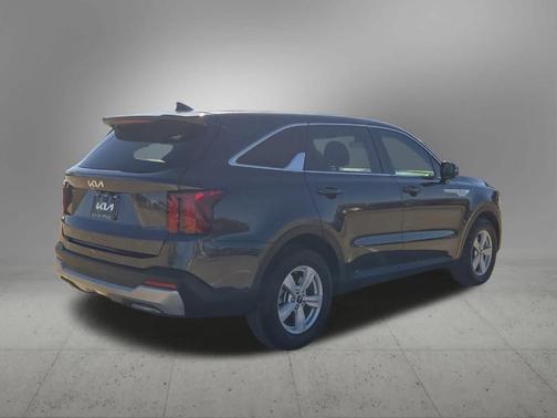 2025 Kia Sorento LX