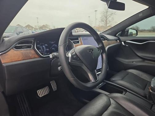 2016 Tesla Model S P100D