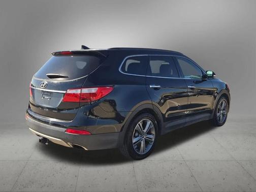 Becketts Black 2015 Hyundai SANTA FE GLS