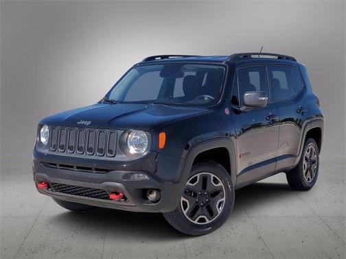 Photo 1 of 36 of 2016 Jeep Renegade Trailhawk