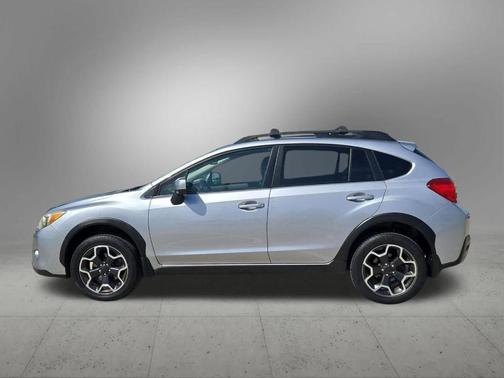 Ice Silver Metallic 2014 Subaru XV Crosstrek 2.0i Limited