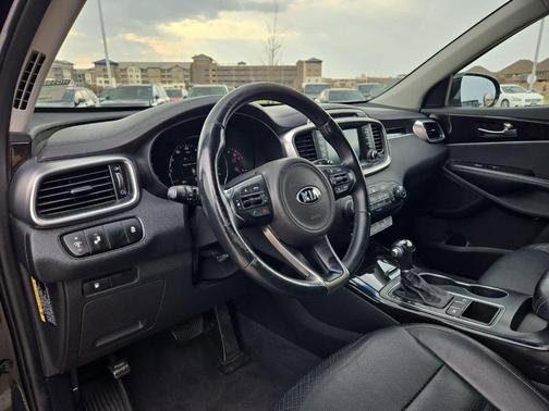 2017 Kia Sorento EX