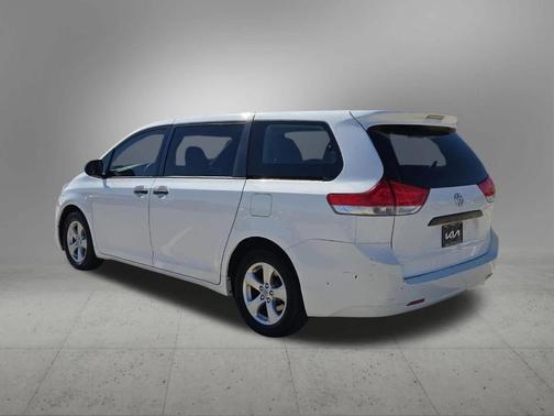 2014 Toyota Sienna L