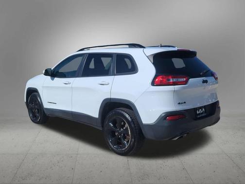 2016 Jeep Cherokee Altitude