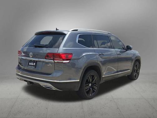 Platinum Gray Metallic 2019 Volkswagen Atlas 3.6L SEL Premium