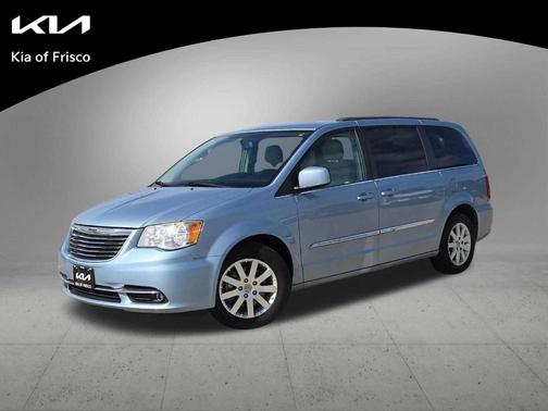2013 Chrysler Town & Country Touring