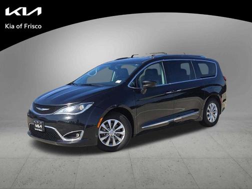 2018 Chrysler Pacifica Touring-L