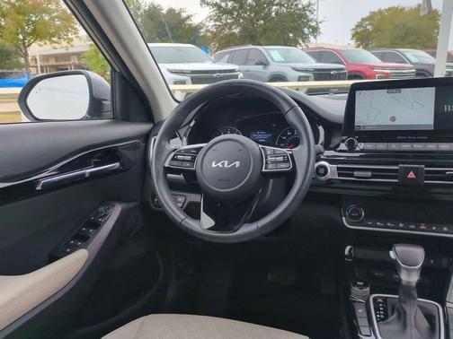2022 Kia Seltos EX