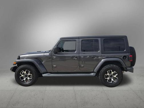Granite Crystal Clearcoat Metallic 2018 Jeep Wrangler Unlimited Sahara