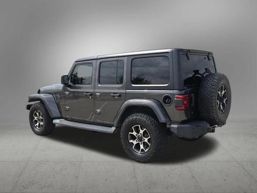 Granite Crystal Clearcoat Metallic 2018 Jeep Wrangler Unlimited Sahara