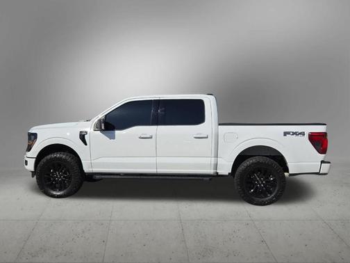 Oxford White 2025 Ford F-150 XLT