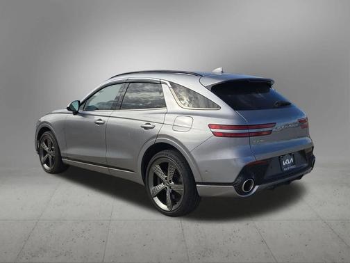 2023 Genesis GV70 2.5T